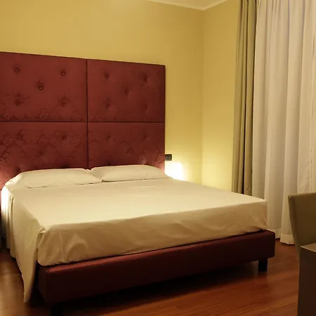 Aparthotel Sant'anna Ponte San Pietro (Lombardy)
